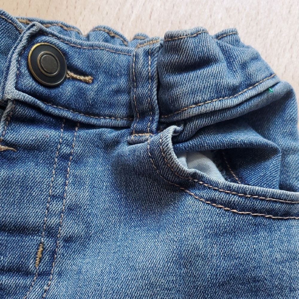 Garanimals Boys 3T Classic Blue Jeans With Adustable Waistband π5/$10π - Picture 3 of 5